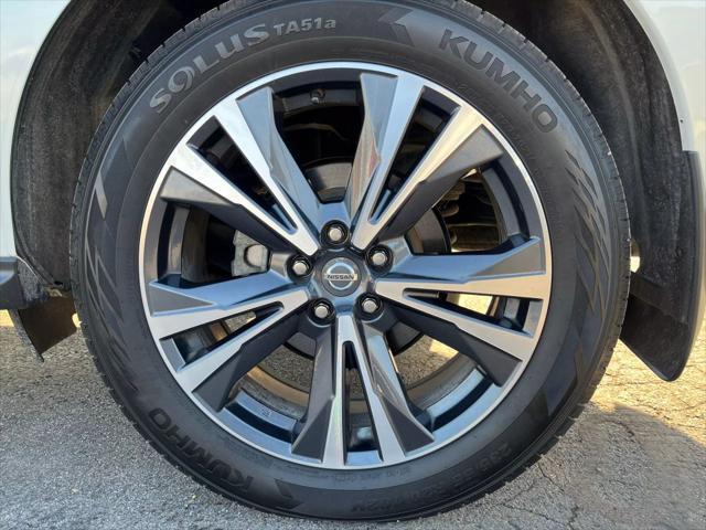 used 2020 Nissan Pathfinder car, priced at $21,495