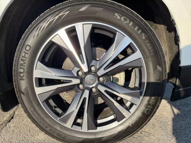 used 2020 Nissan Pathfinder car, priced at $21,495