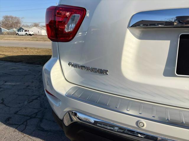 used 2020 Nissan Pathfinder car, priced at $21,495