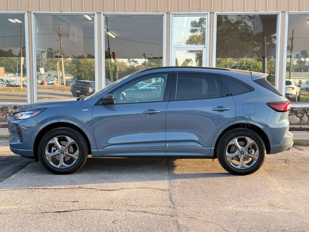 used 2024 Ford Escape car, priced at $19,995