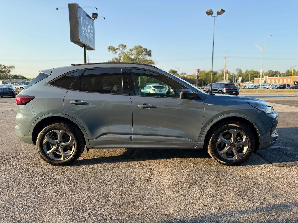 used 2024 Ford Escape car, priced at $19,995