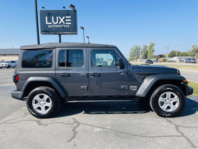 used 2019 Jeep Wrangler Unlimited car, priced at $27,995