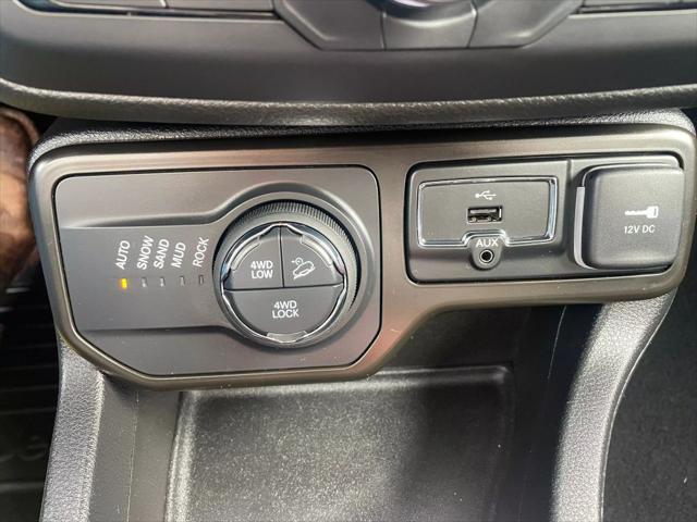 used 2020 Jeep Renegade car, priced at $18,995