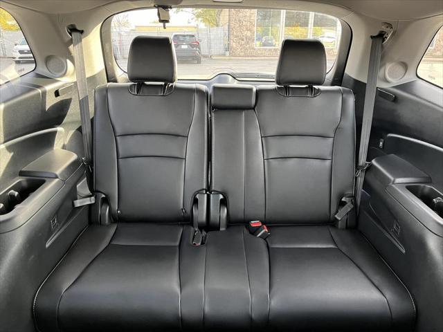 used 2021 Honda Pilot car, priced at $25,995