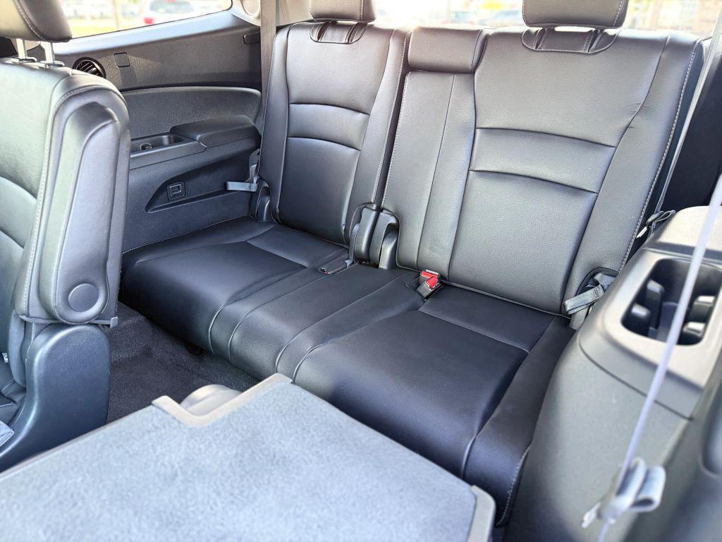 used 2021 Honda Pilot car, priced at $24,990