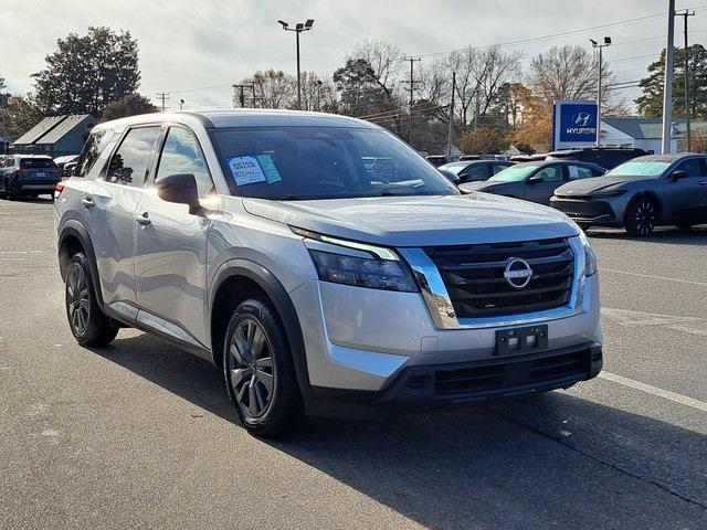 used 2023 Nissan Pathfinder car, priced at $27,900