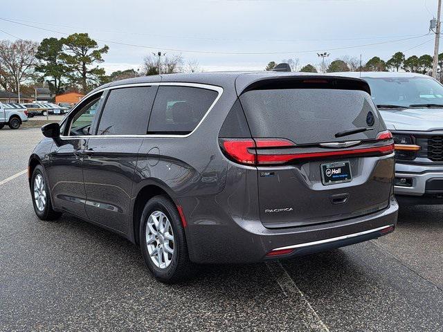 used 2023 Chrysler Pacifica car, priced at $24,000