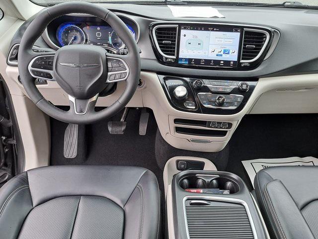 used 2023 Chrysler Pacifica car, priced at $24,000