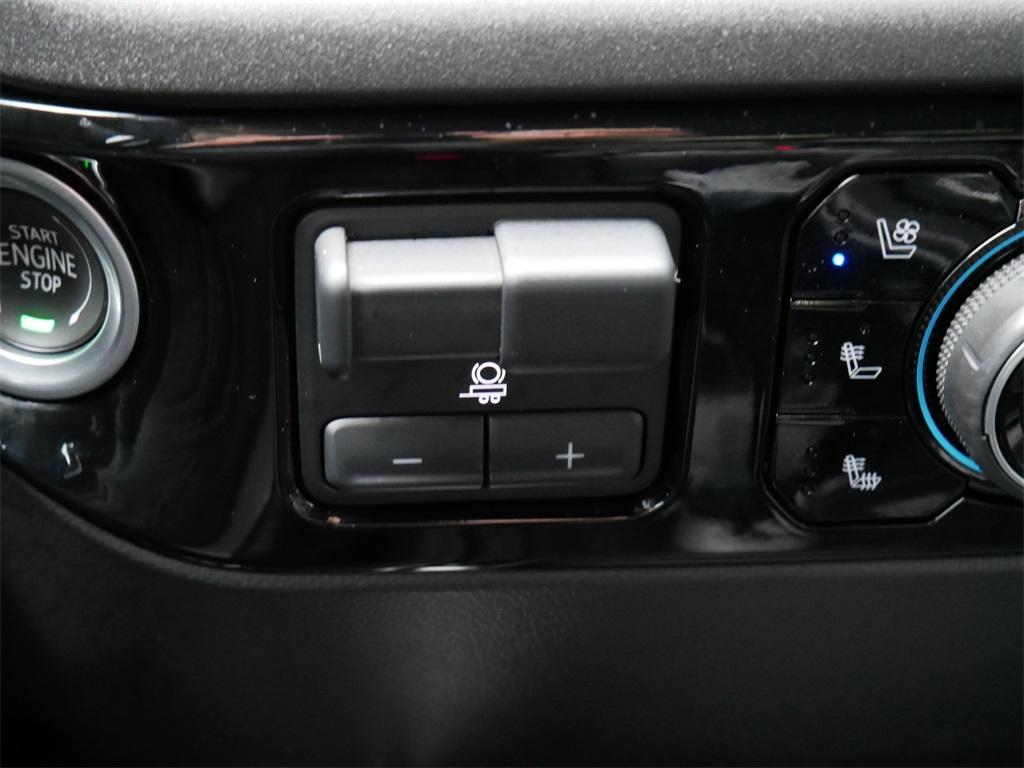 used 2022 Chevrolet Silverado 1500 car, priced at $49,999