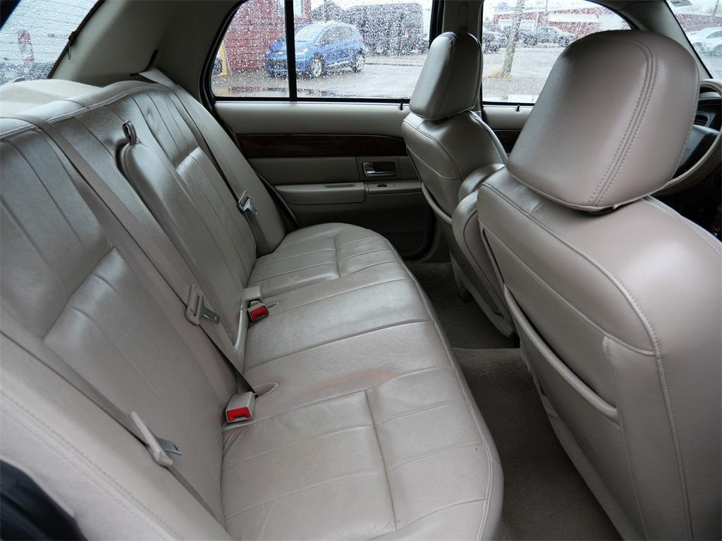 used 2008 Mercury Grand Marquis car, priced at $5,999