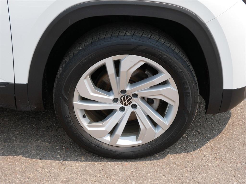 used 2022 Volkswagen Atlas car, priced at $32,999