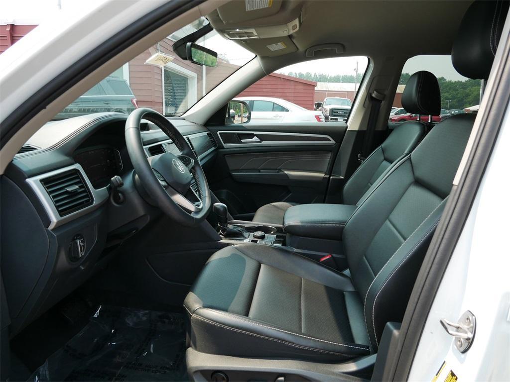 used 2022 Volkswagen Atlas car, priced at $32,999
