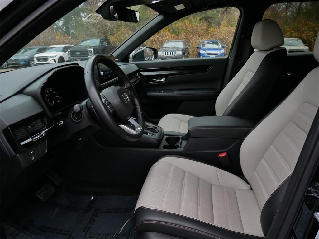 used 2025 Honda CR-V Hybrid car, priced at $38,499