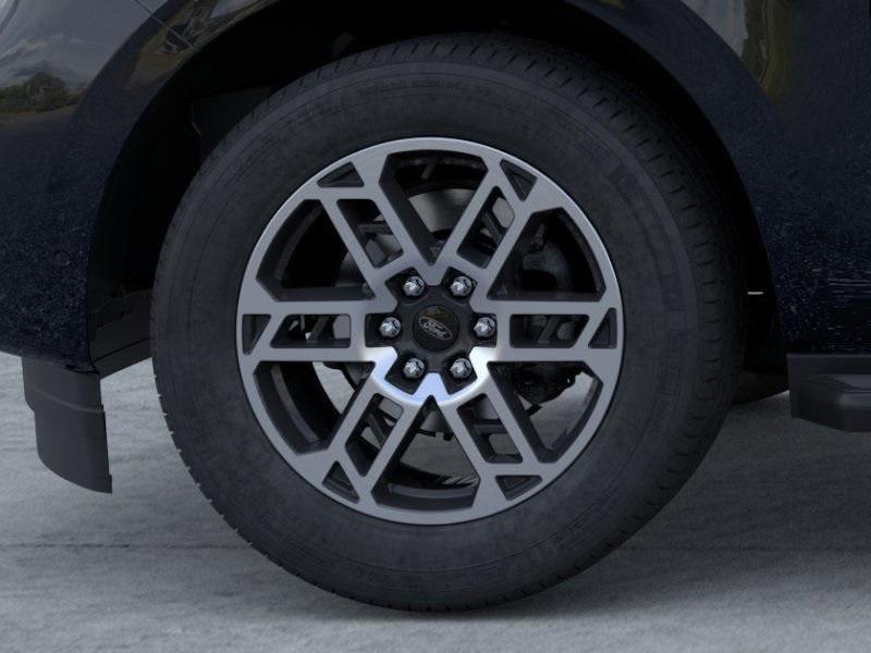new 2025 Ford Expedition car, priced at $70,478