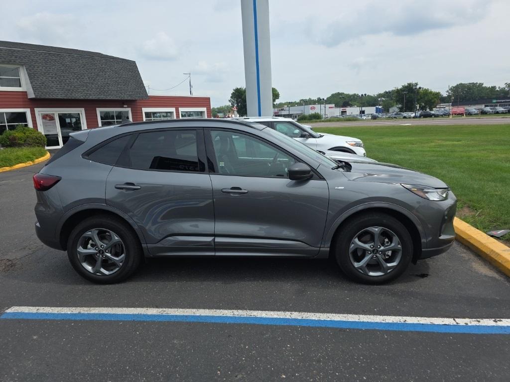 used 2023 Ford Escape car, priced at $24,999