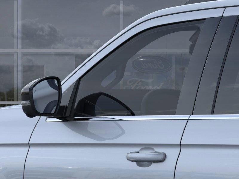 new 2025 Ford Expedition car, priced at $79,247