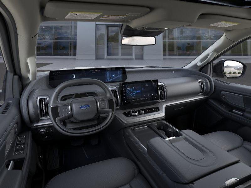 new 2025 Ford Expedition car, priced at $79,247