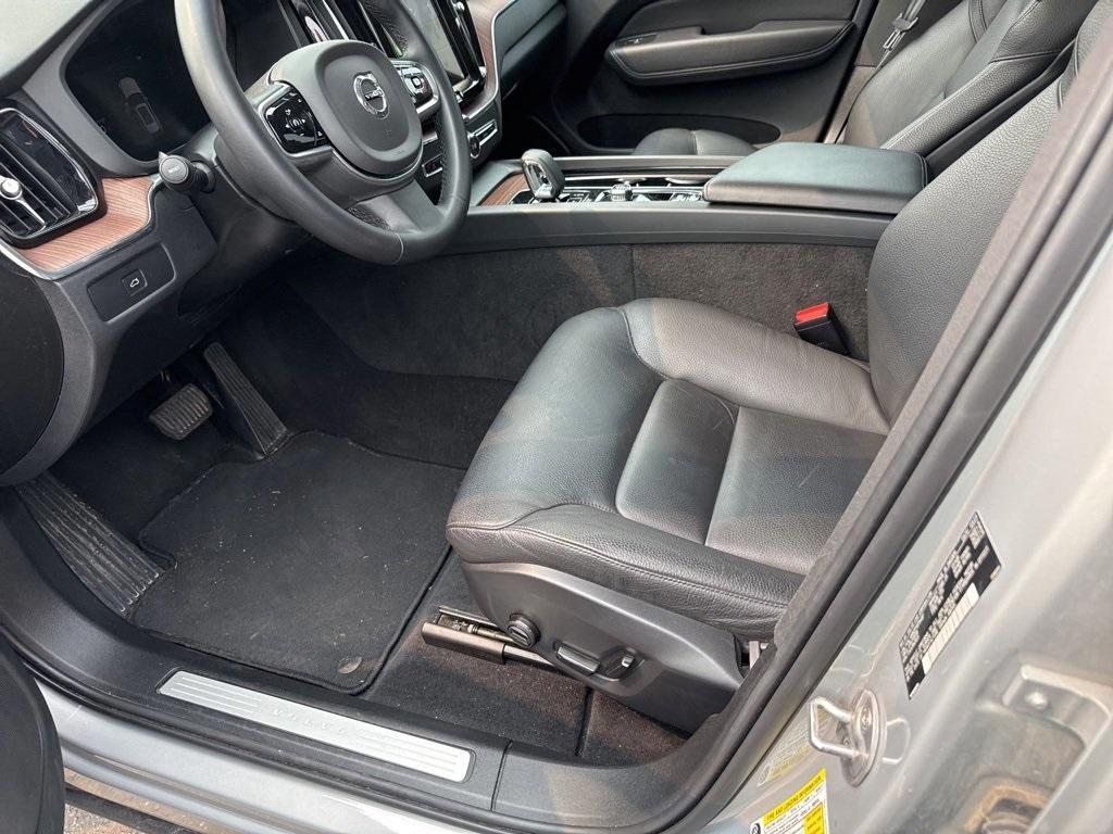used 2023 Volvo XC60 car, priced at $34,999