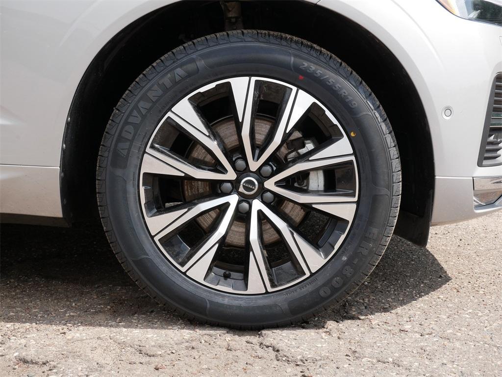 used 2023 Volvo XC60 car, priced at $27,499