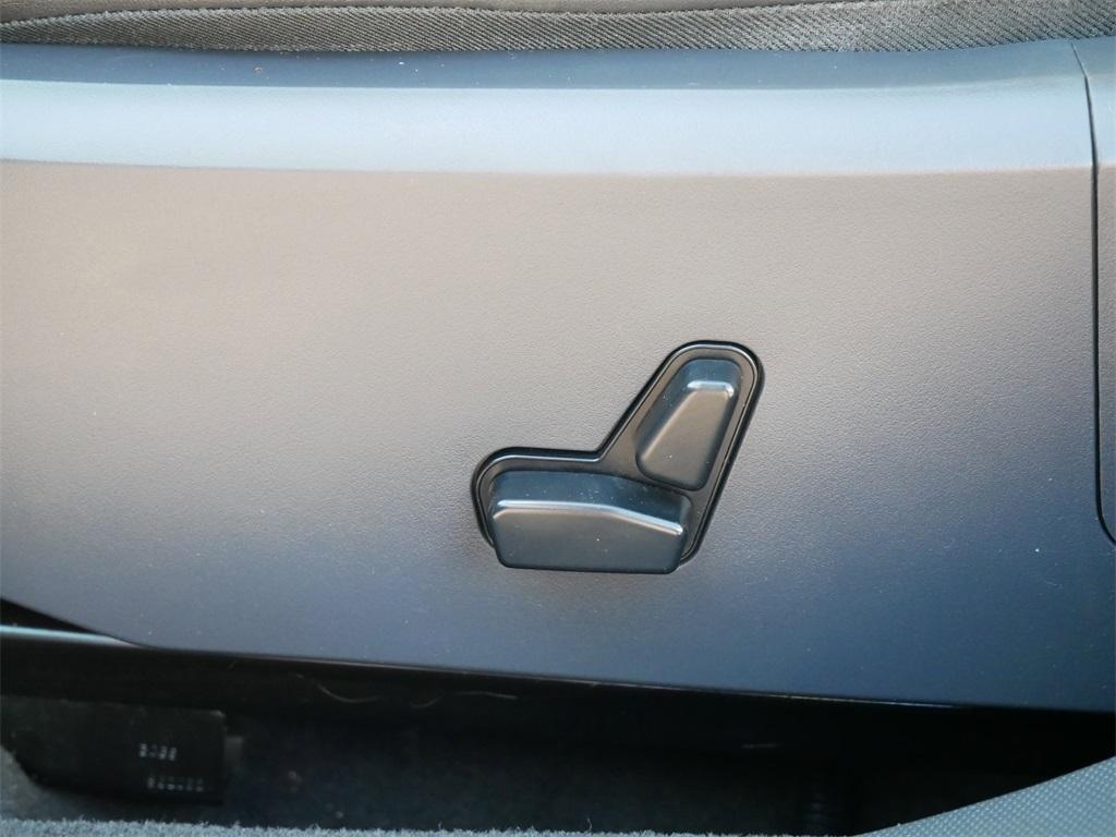 used 2010 Chrysler Sebring car, priced at $5,999