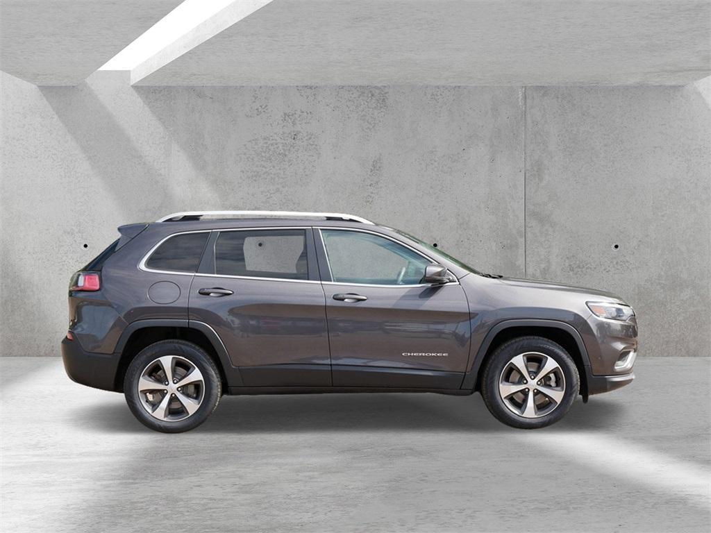 used 2021 Jeep Cherokee car, priced at $24,999