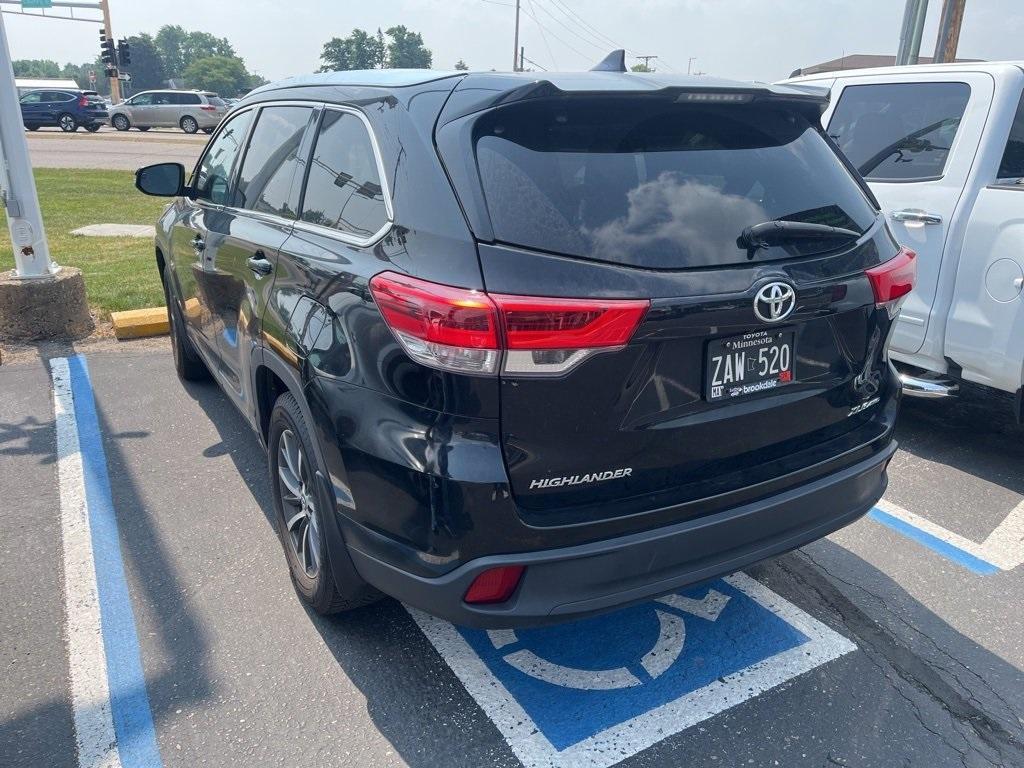 used 2017 Toyota Highlander car, priced at $22,999