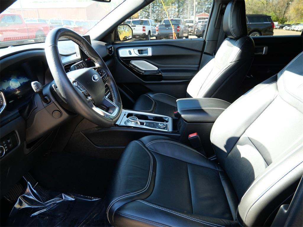 used 2023 Ford Explorer car, priced at $31,348