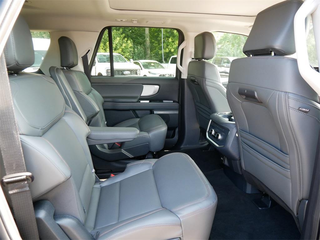 used 2025 Ford Expedition Max car, priced at $66,648
