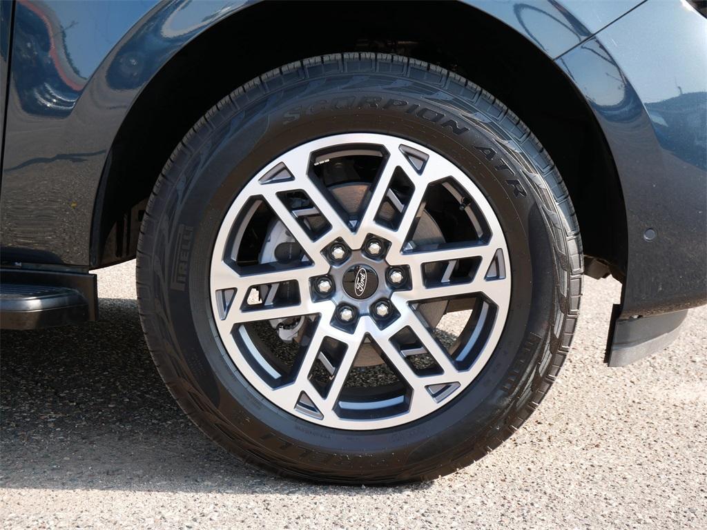used 2025 Ford Expedition Max car, priced at $66,648