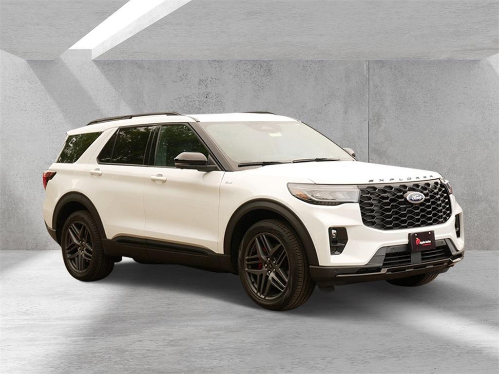 used 2025 Ford Explorer car, priced at $38,999