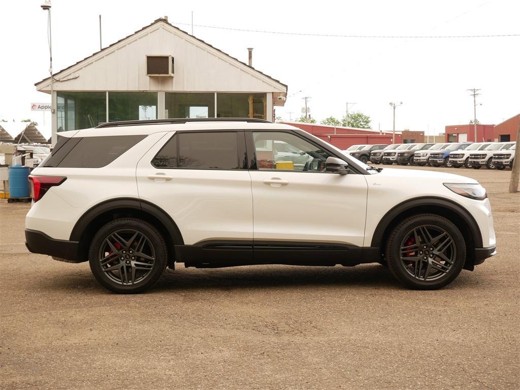 used 2025 Ford Explorer car, priced at $38,999
