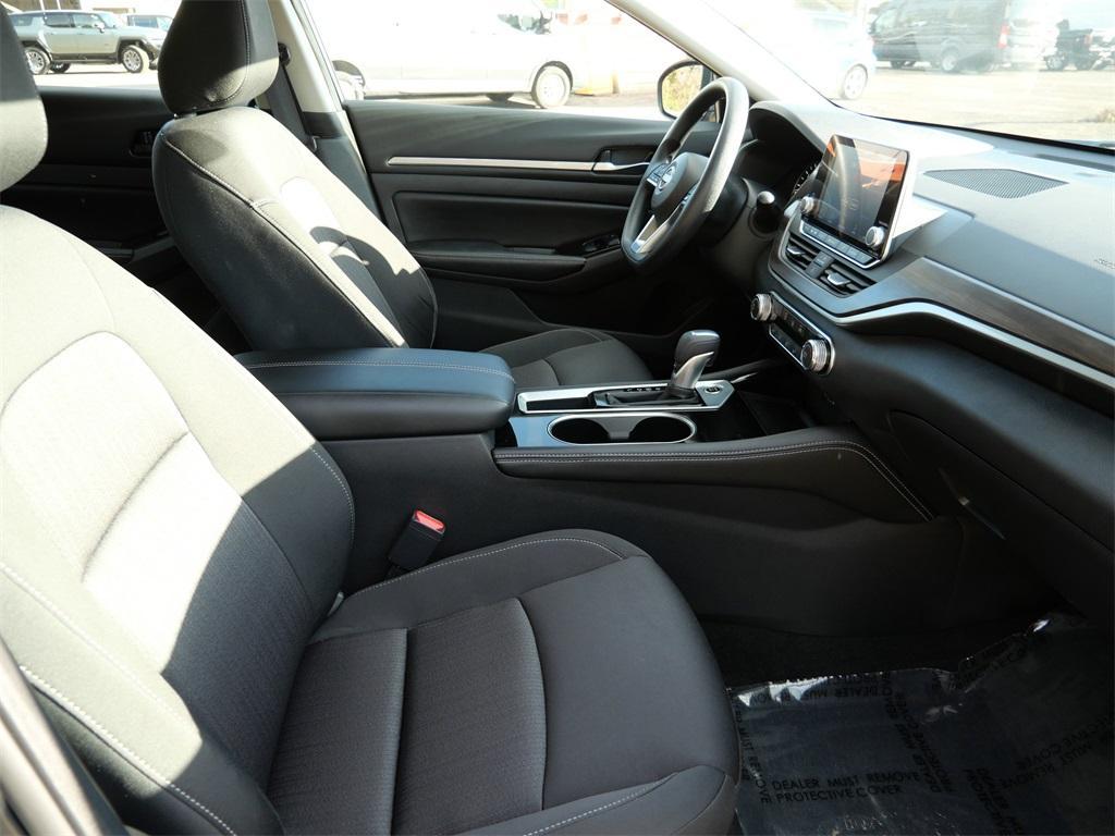 used 2023 Nissan Altima car, priced at $23,999