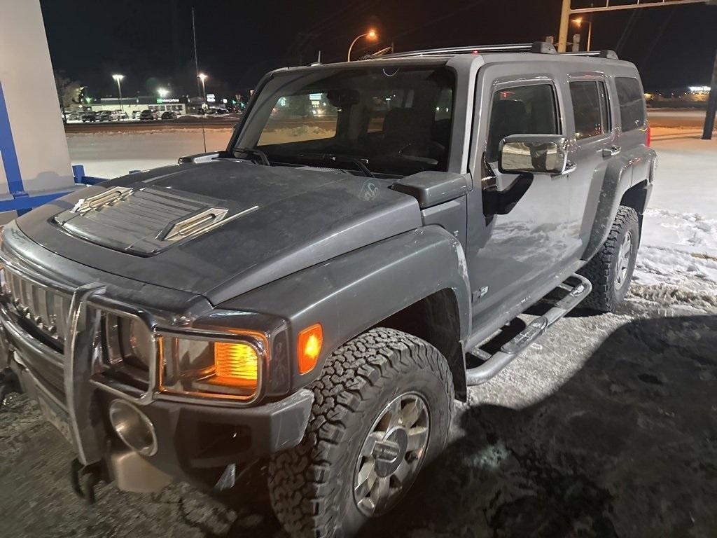 used 2008 Hummer H3 car, priced at $12,999