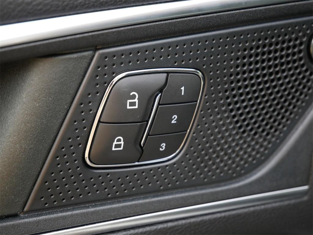 used 2022 Ford Edge car, priced at $29,299