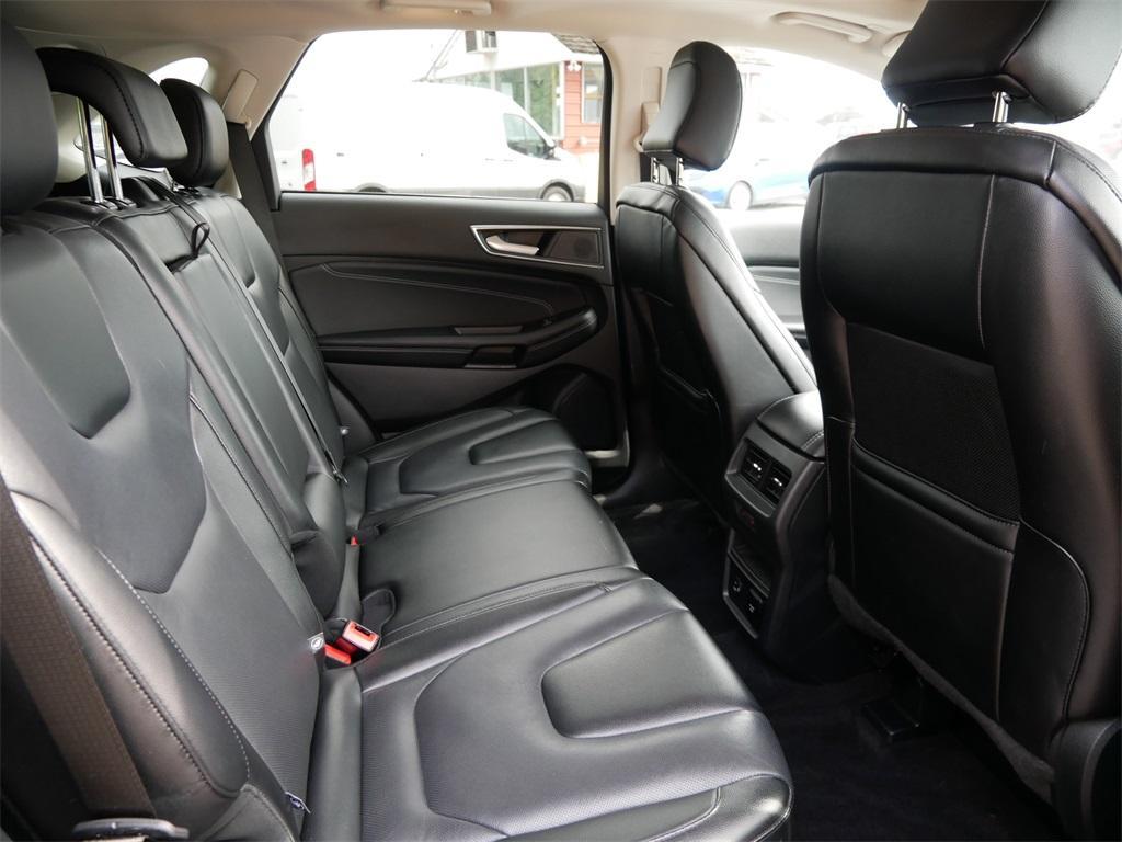 used 2022 Ford Edge car, priced at $29,299