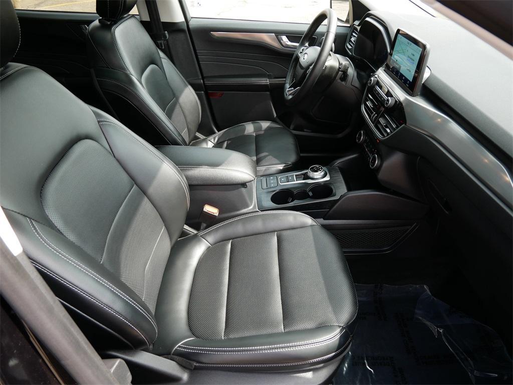 used 2022 Ford Escape car, priced at $27,999