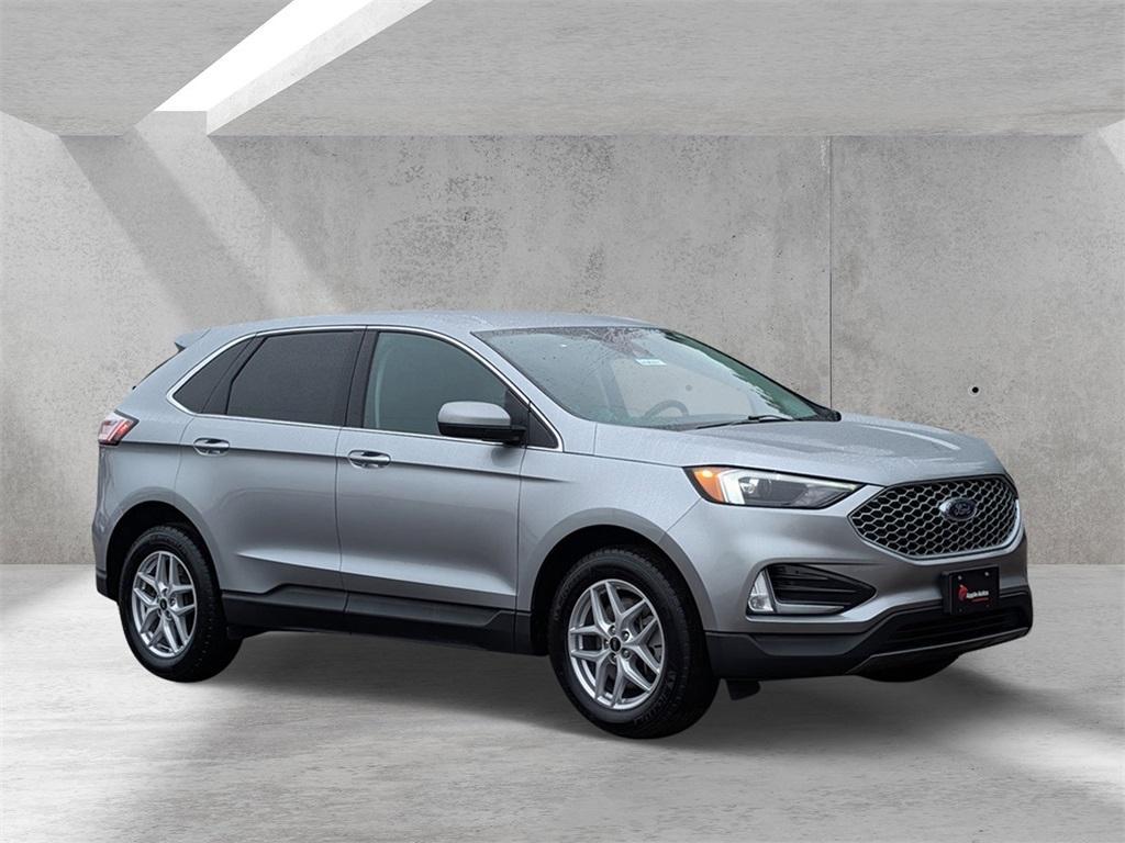 used 2024 Ford Edge car, priced at $26,999