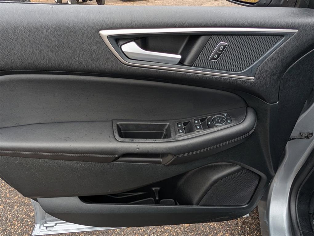 used 2024 Ford Edge car, priced at $26,999