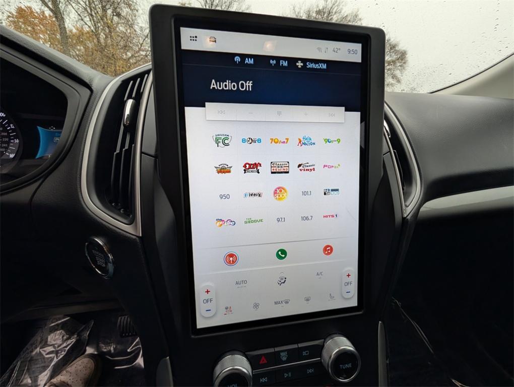 used 2024 Ford Edge car, priced at $26,999