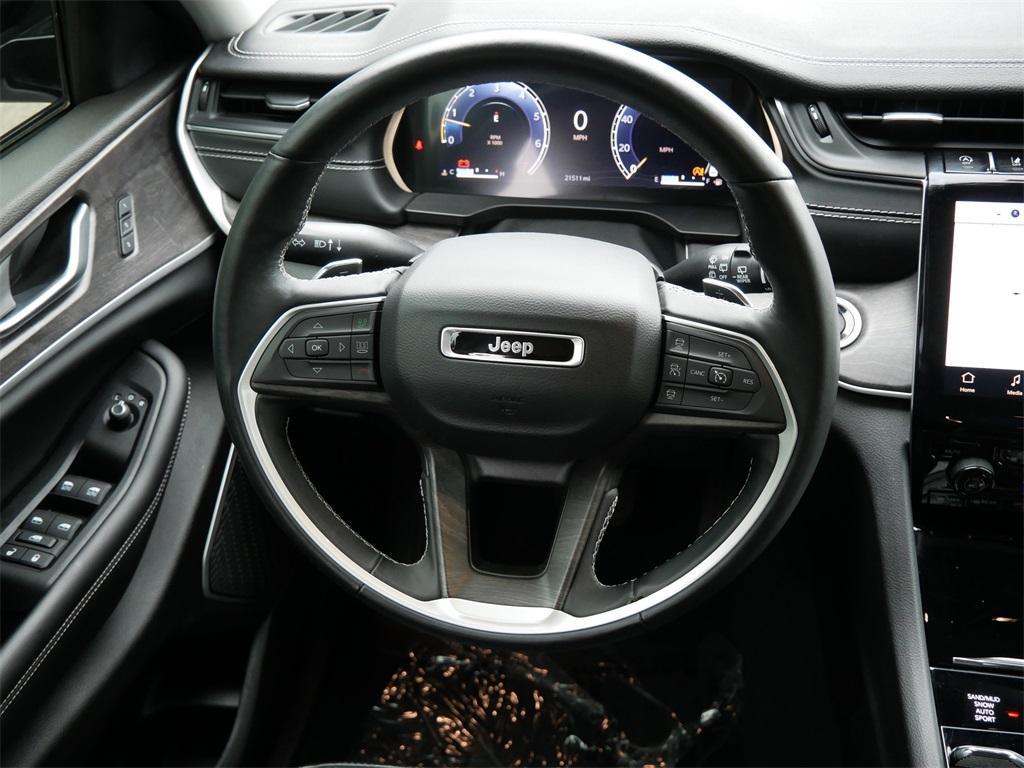 used 2022 Jeep Grand Cherokee car, priced at $31,899