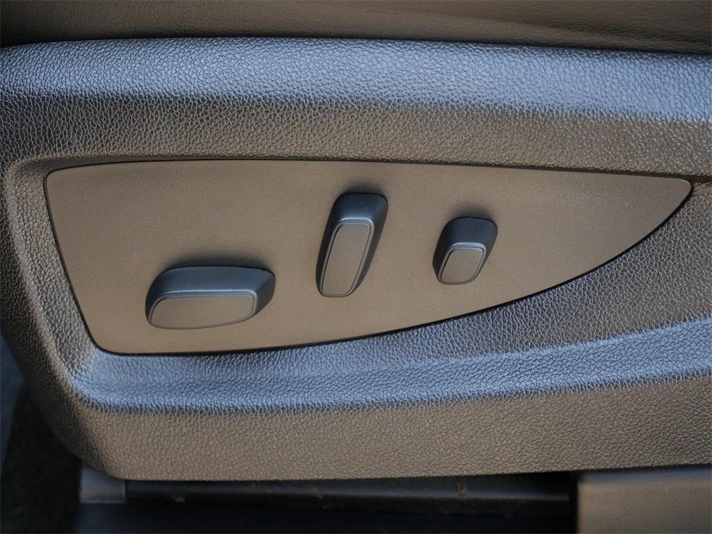 used 2017 GMC Sierra 1500 car, priced at $26,999