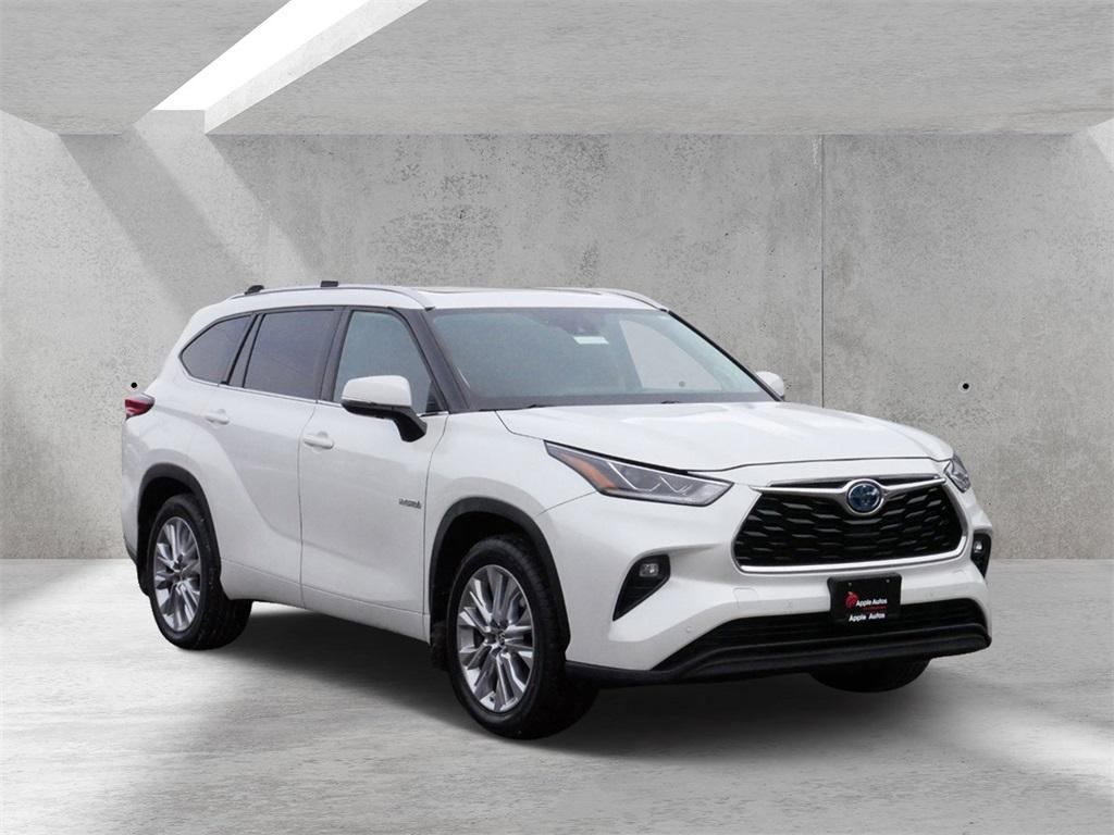 used 2021 Toyota Highlander Hybrid car, priced at $37,310