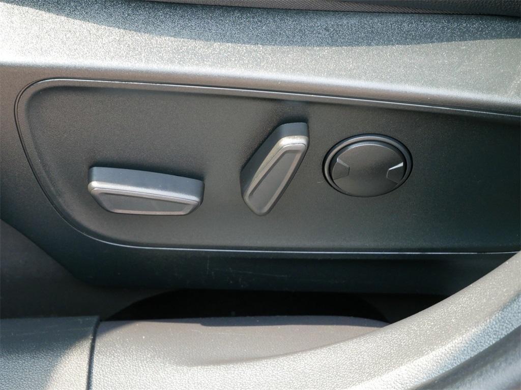 used 2022 Ford Escape car, priced at $24,999