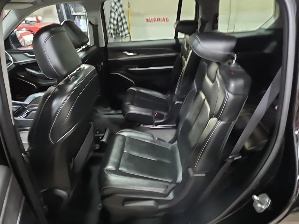 used 2021 Jeep Grand Cherokee L car, priced at $31,999