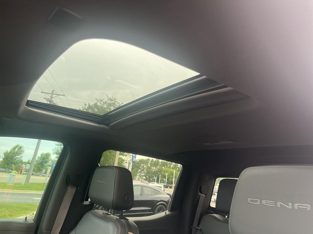 used 2019 GMC Sierra 1500 car, priced at $36,999