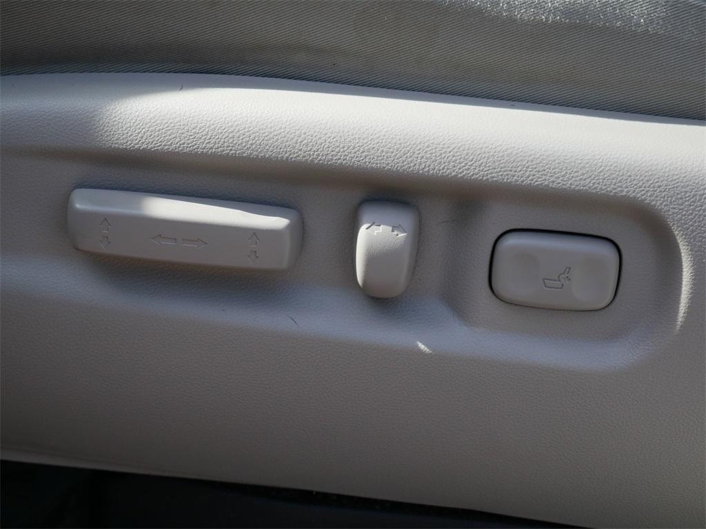 used 2013 Honda Pilot car, priced at $8,999