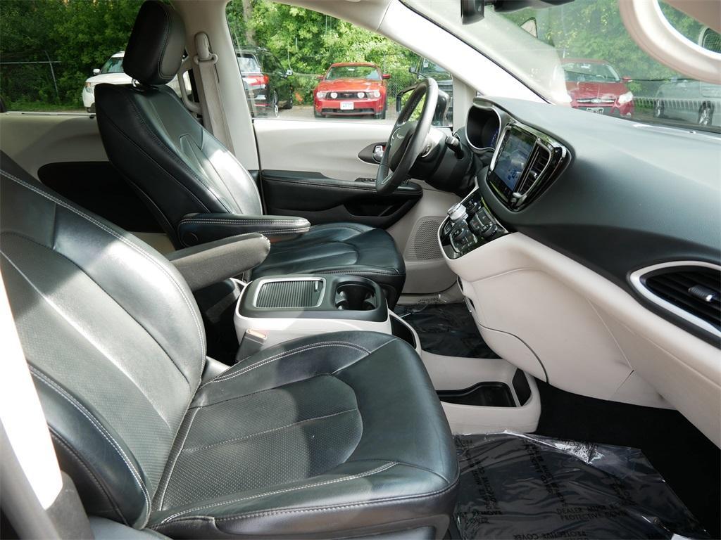 used 2022 Chrysler Pacifica car, priced at $21,498