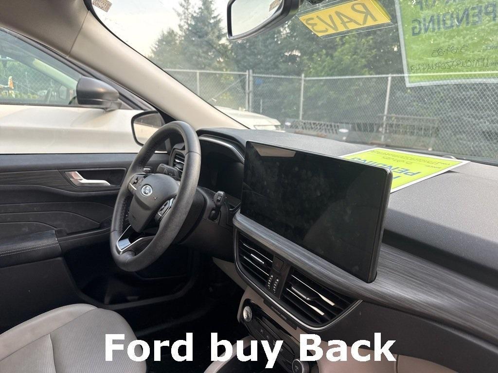 used 2023 Ford Escape car, priced at $24,411