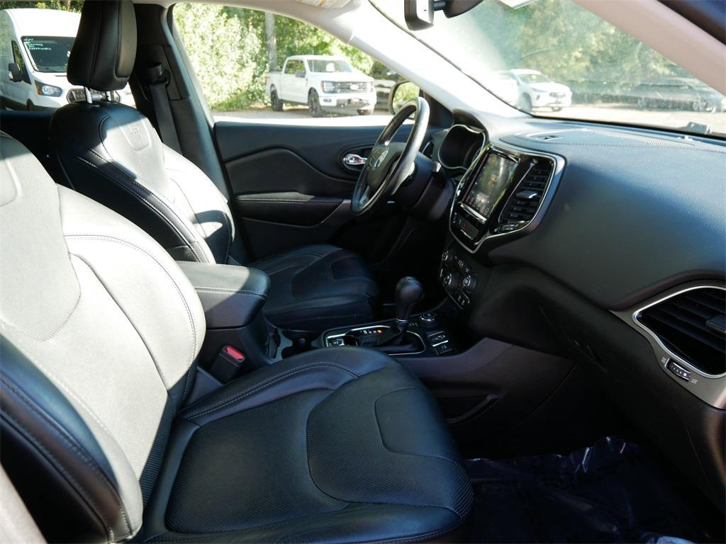 used 2019 Jeep Cherokee car, priced at $17,999