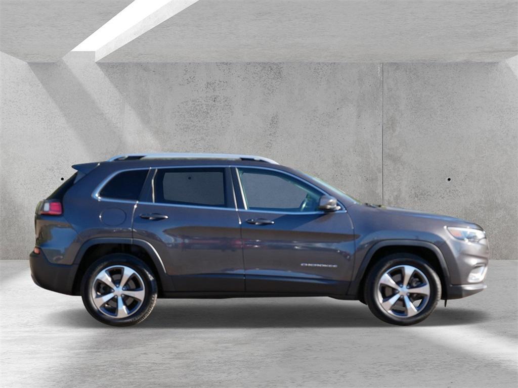 used 2019 Jeep Cherokee car, priced at $17,999
